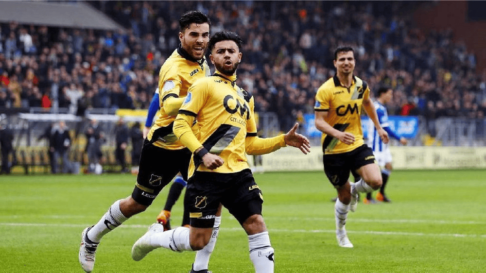 开云在线-国际比赛日荷甲焦点战，广东宏远豪取连胜，气氛紧张，心理建设被强调(当全队每节比赛犯规次数累计达4次)